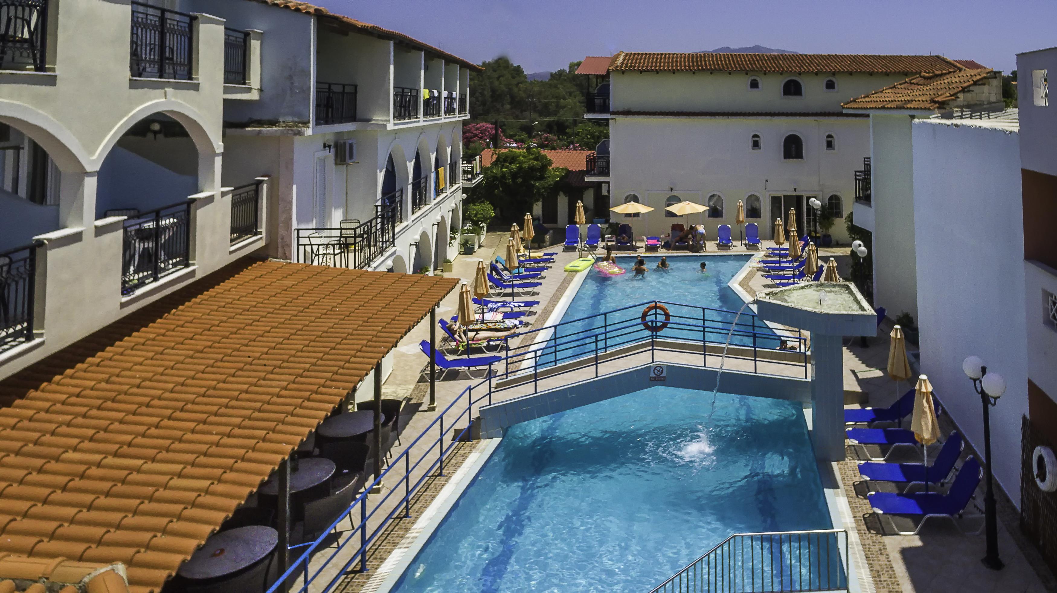 Vossos Hotel Apartments Лаганас Екстериор снимка