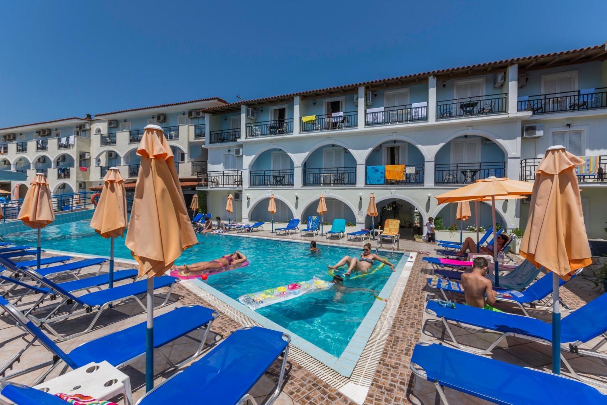 Vossos Hotel Apartments Лаганас Екстериор снимка