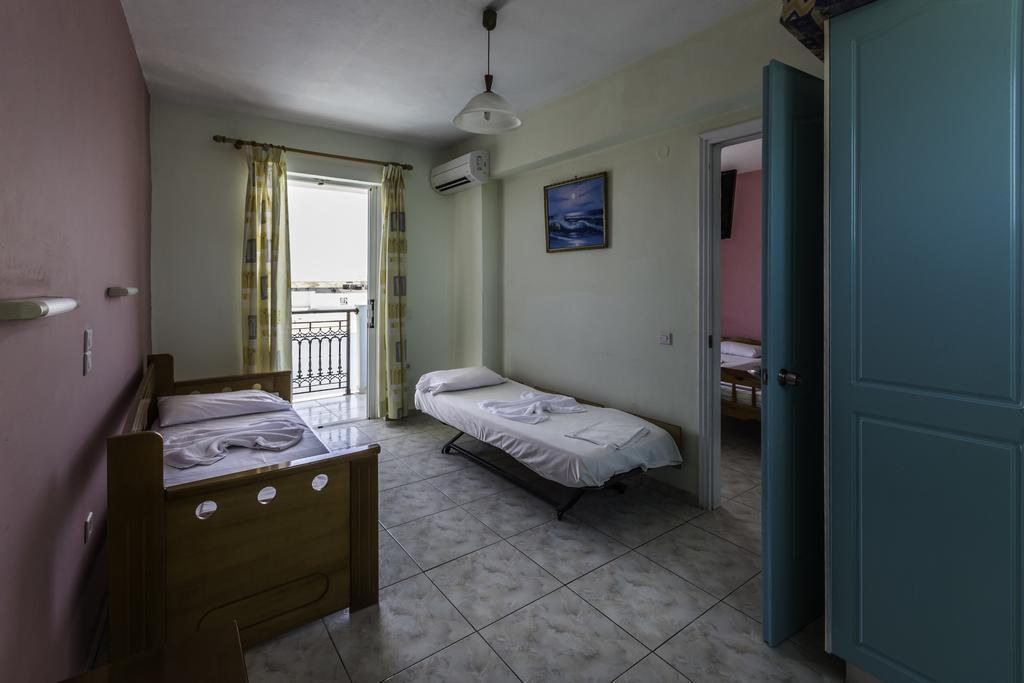 Vossos Hotel Apartments Лаганас Екстериор снимка