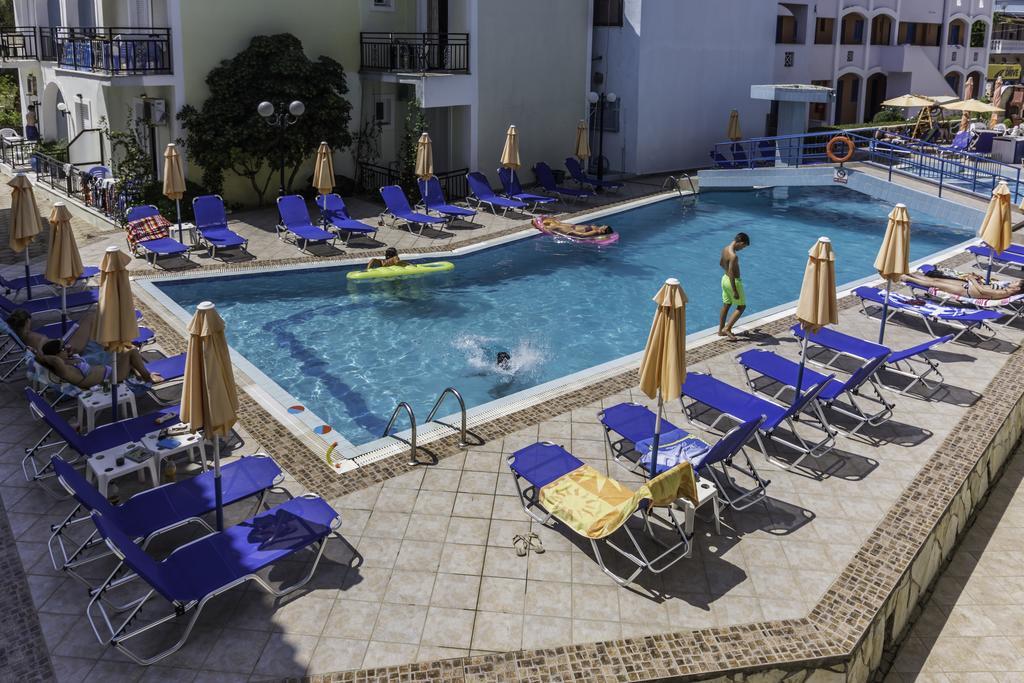 Vossos Hotel Apartments Лаганас Екстериор снимка