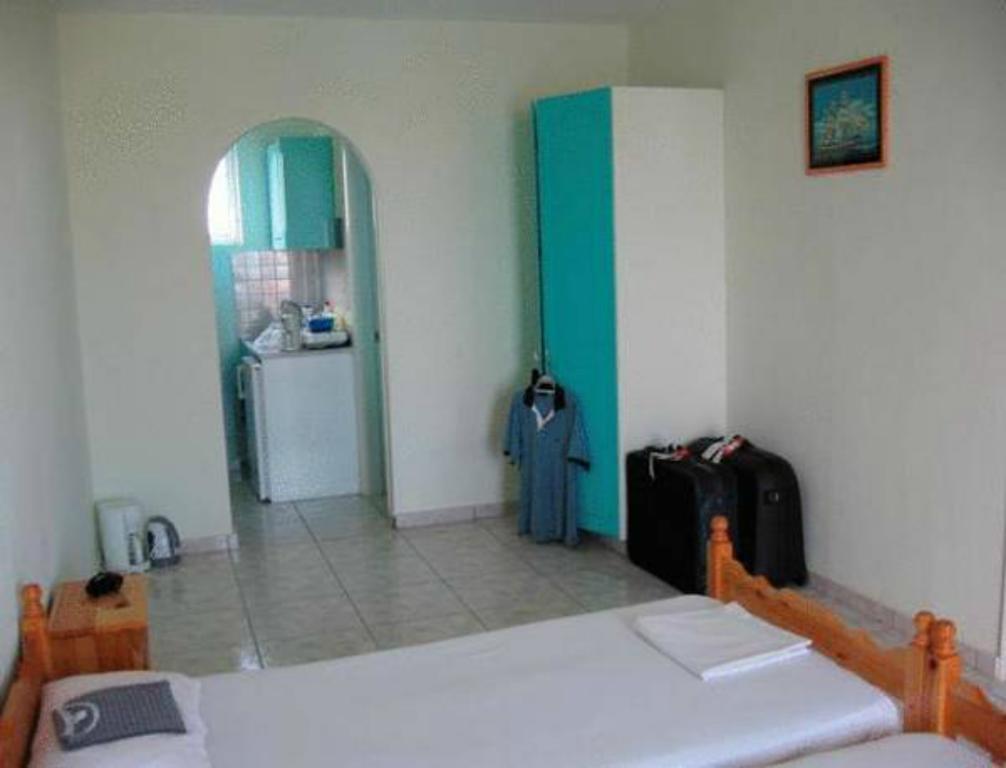 Vossos Hotel Apartments Лаганас Екстериор снимка