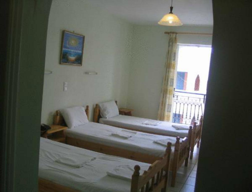 Vossos Hotel Apartments Лаганас Екстериор снимка