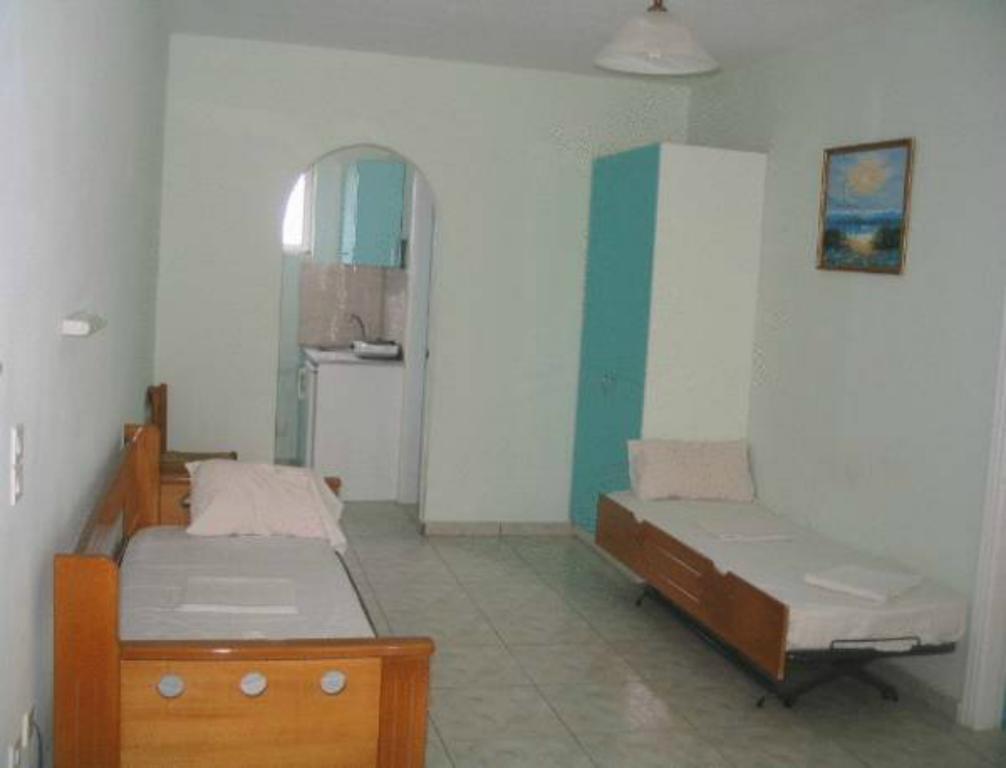 Vossos Hotel Apartments Лаганас Екстериор снимка
