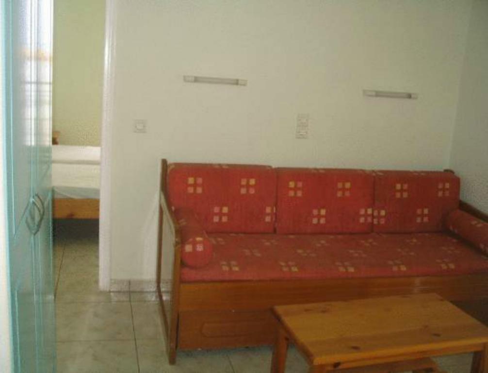 Vossos Hotel Apartments Лаганас Екстериор снимка