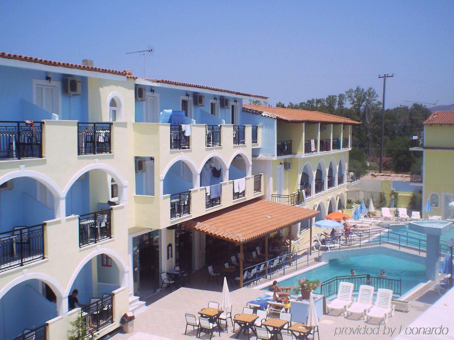 Vossos Hotel Apartments Лаганас Екстериор снимка