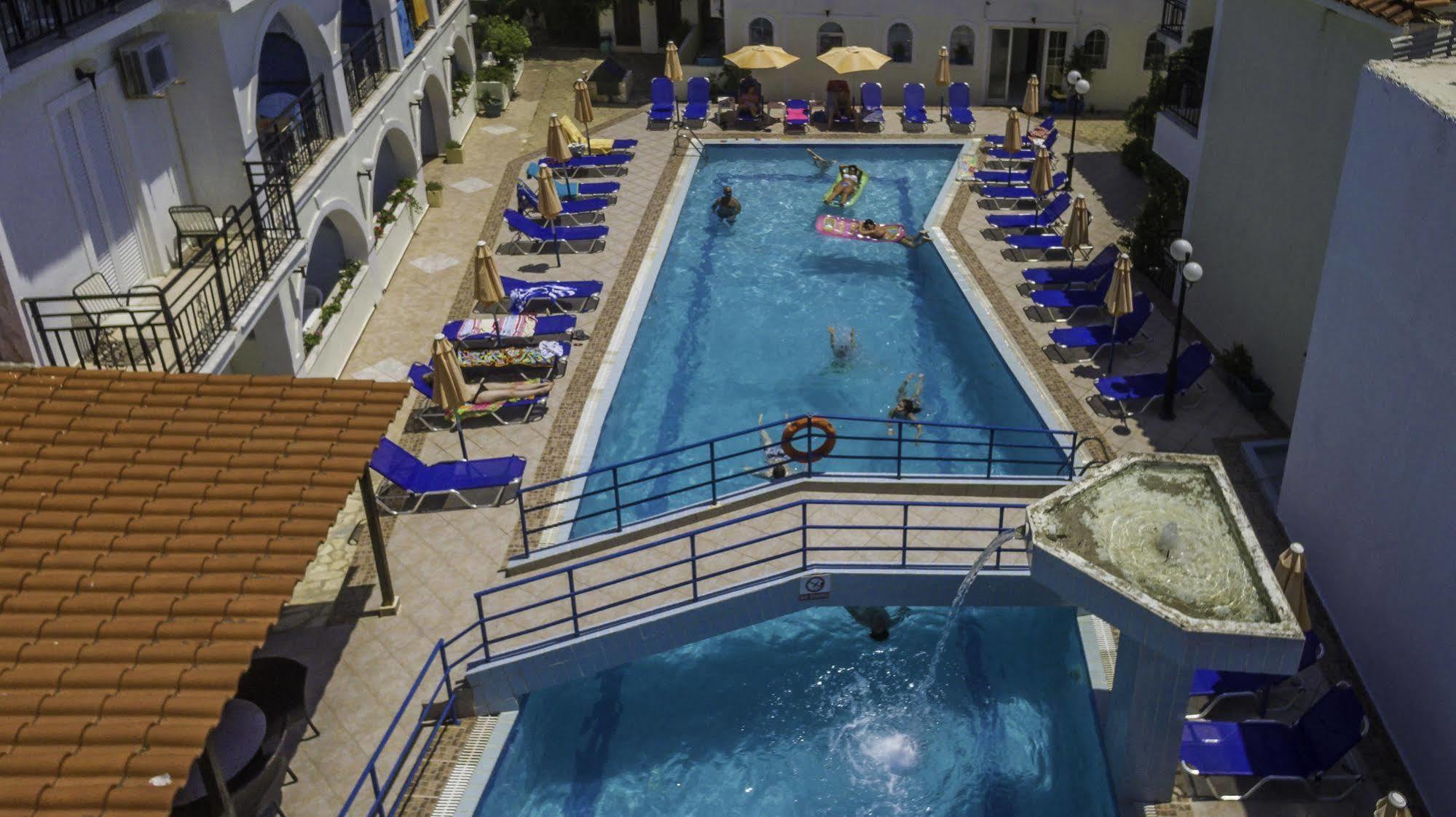 Vossos Hotel Apartments Лаганас Екстериор снимка